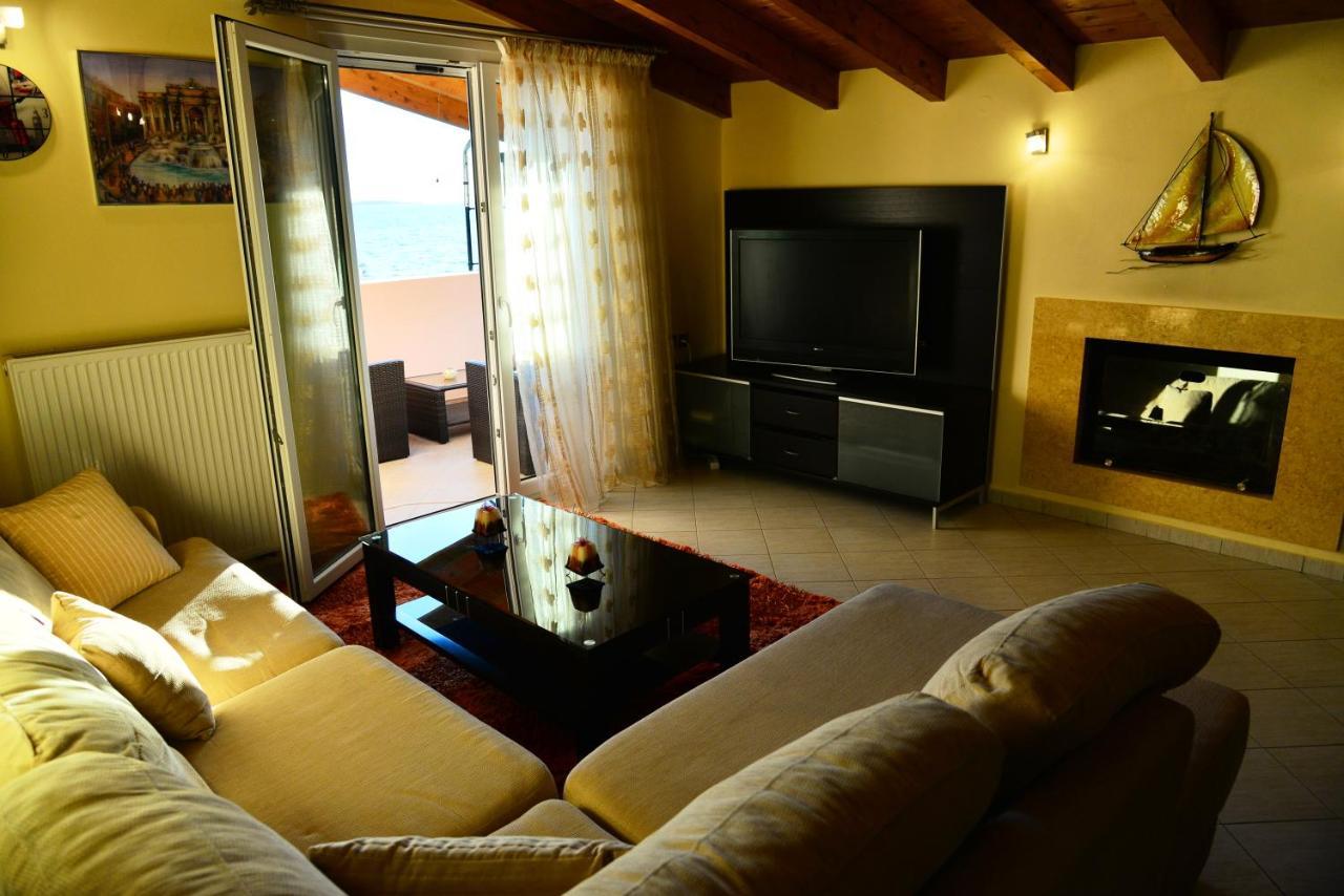 Sea View Luxury Apartment 普拉塔里亚 外观 照片